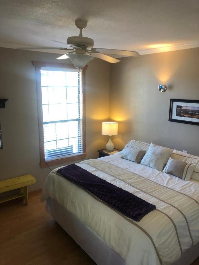Dry Creek Bed & Breakfast Fredericksburg Exterior photo